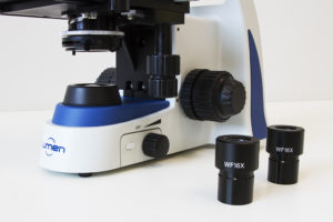 Microscópio Biológico Trinocular LM2120TL