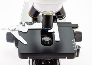 Microscópio Biológico Binocular LM2200BL