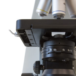 Microscópio Biológico Binocular IOS LM3200BLI