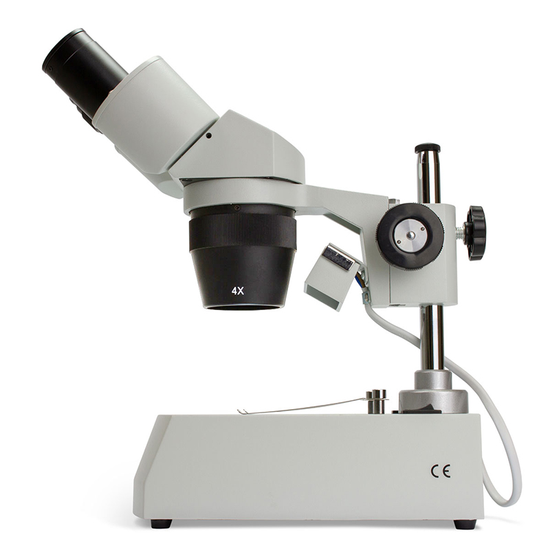 microscópio binocular